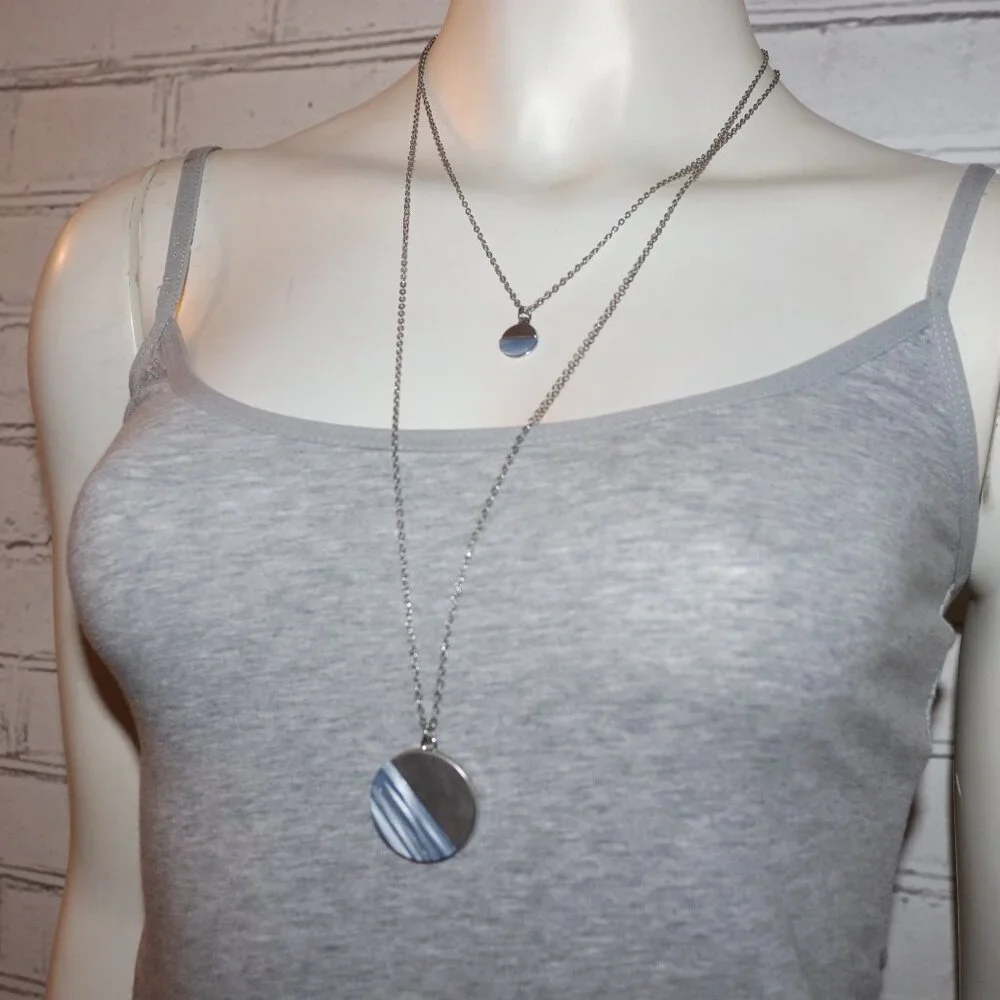 Beautiful silver and blue layered statement necklace 19-21